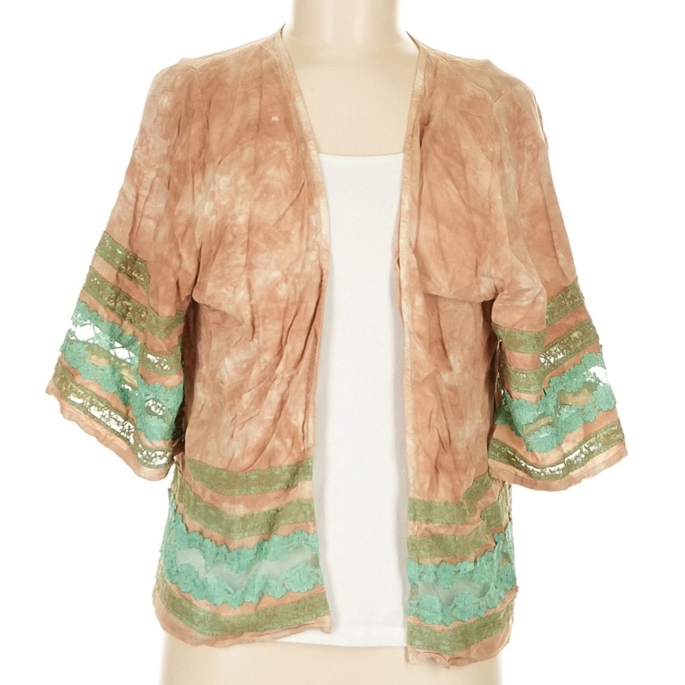 Wyld Hart Tan Tie Dye Boho Top with Green Floral Lace & 3/4 Sleeves, Size S